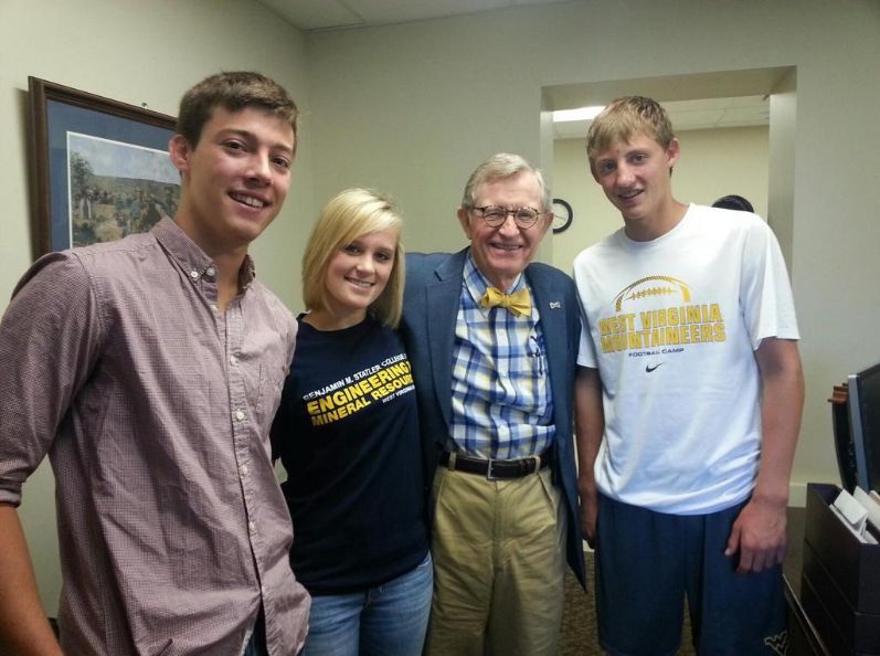 President Gee with WVU students at the Hampshire County Extension Office